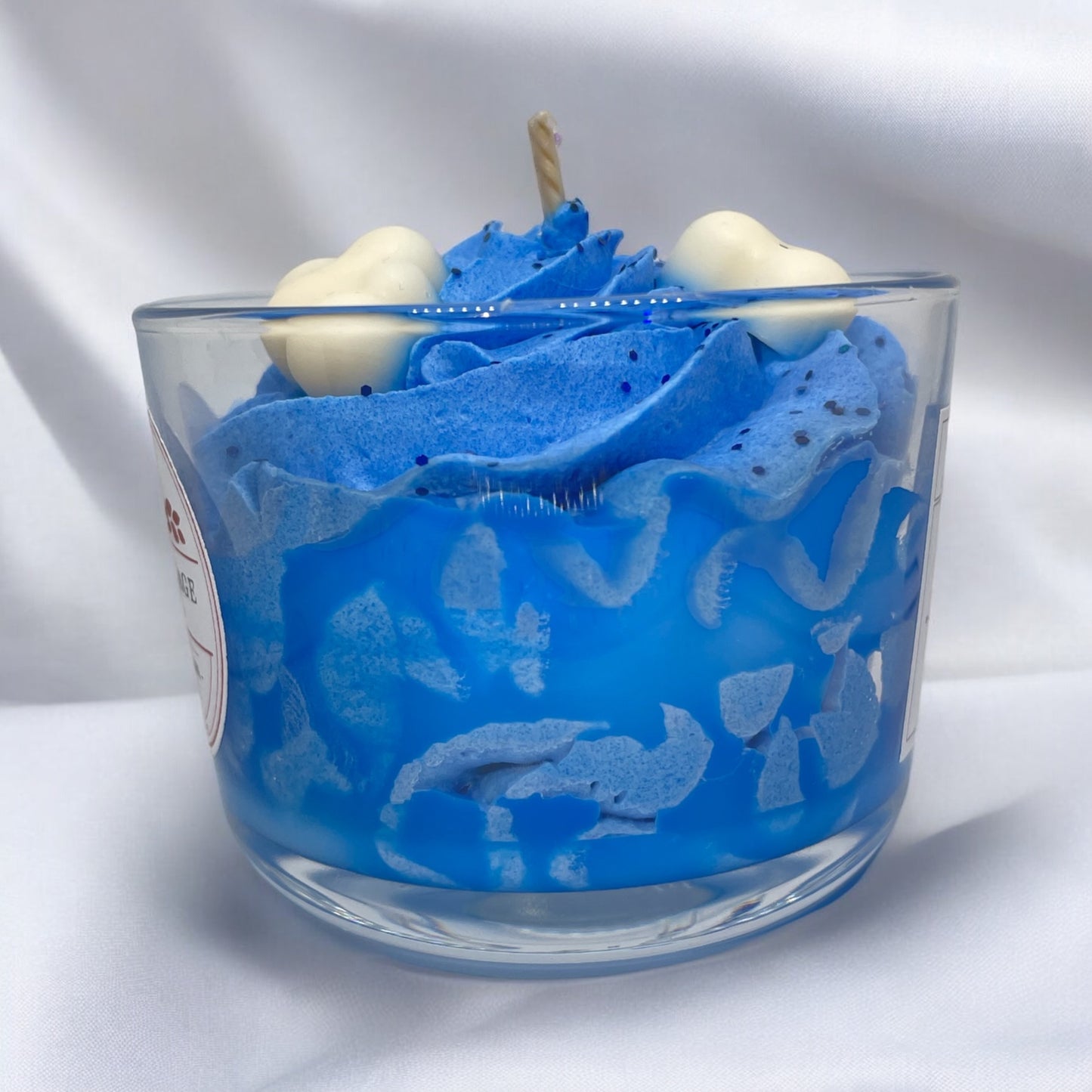 Bougie parfumée fleur de coton, fabriquée à la main avec de la cire végétale et un parfum Français. Bougie création Bakougie