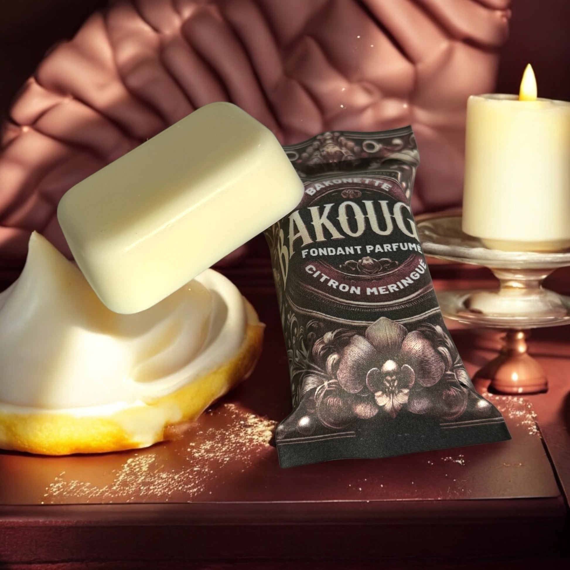 Fondant de cire parfumée citron meringué, cire végétale et parfum français. Fabriqué à la main.